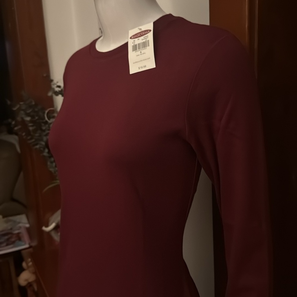 NWT northern reflections size small cotton Women's Burgundy Long Sleeve Top